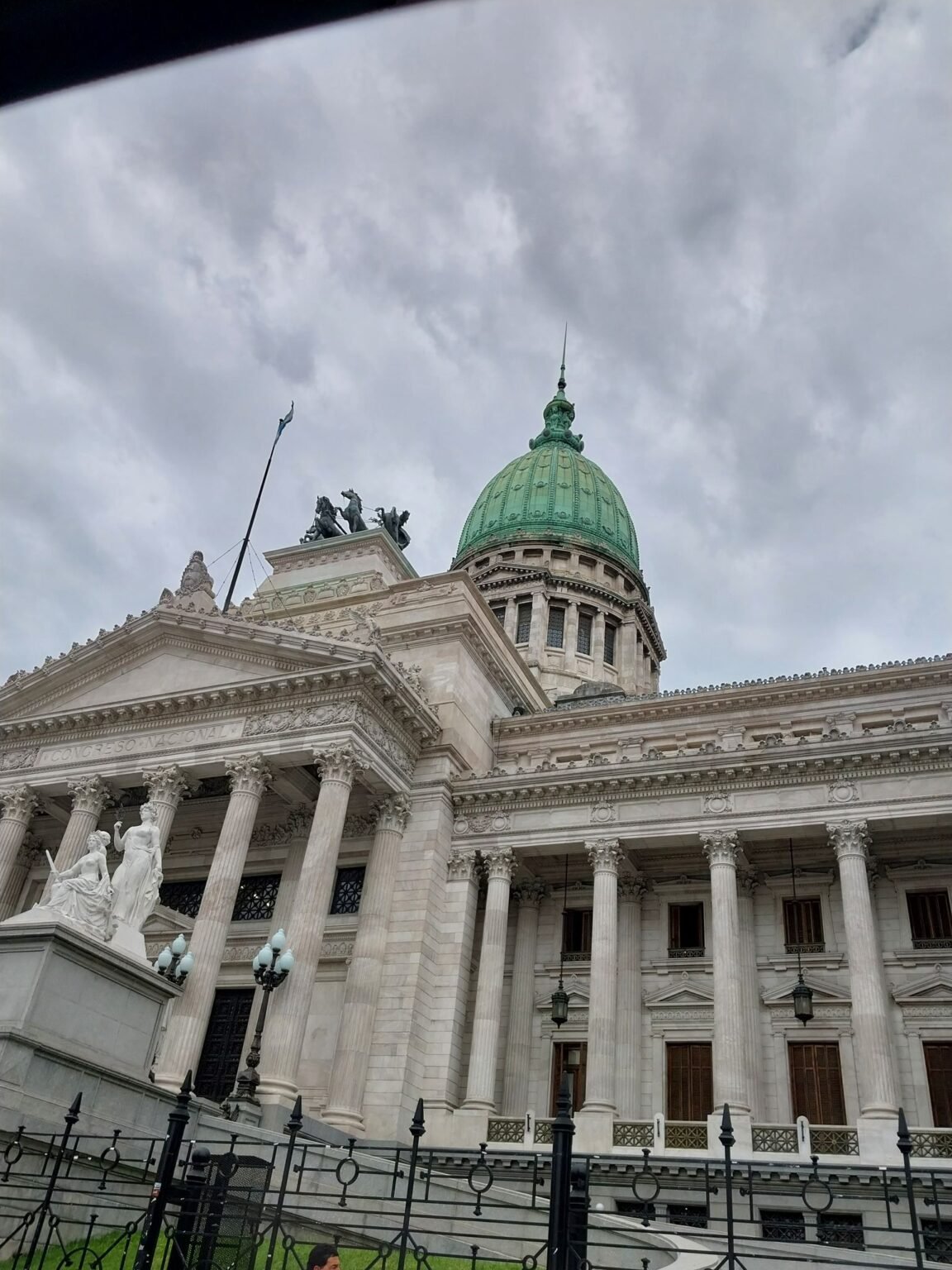 Congreso-de-la-nacion-argentina-muestra-de-enraizadas-fotografia-de-lactancia-conciente